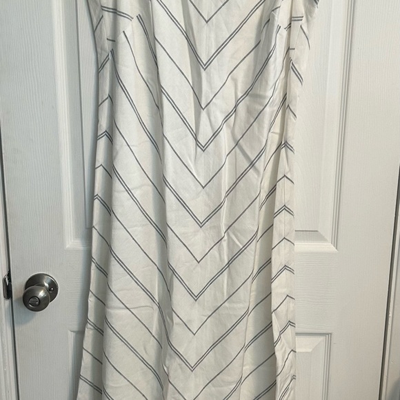 Talbots White A-Line Maxi Dress Sleeveless V-Neck - Picture 2 of 5